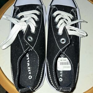 Airwalk Kids Black and White Sneakers